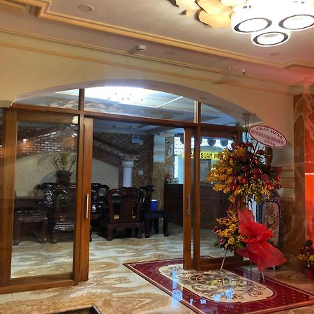 Hoàng Quân Hotel Thành Pho Ho Chí Minh Esterno foto