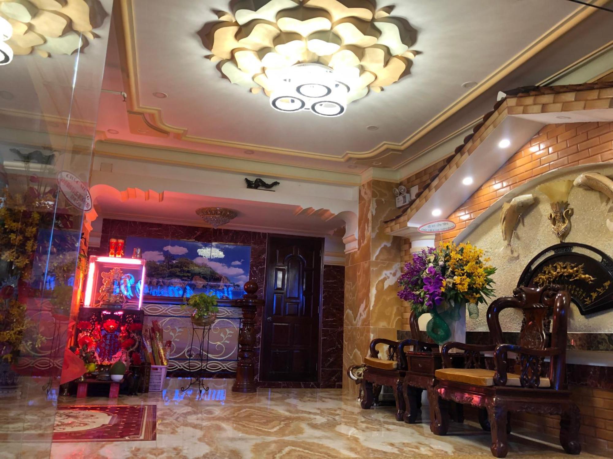 Hoàng Quân Hotel Thành Pho Ho Chí Minh Esterno foto