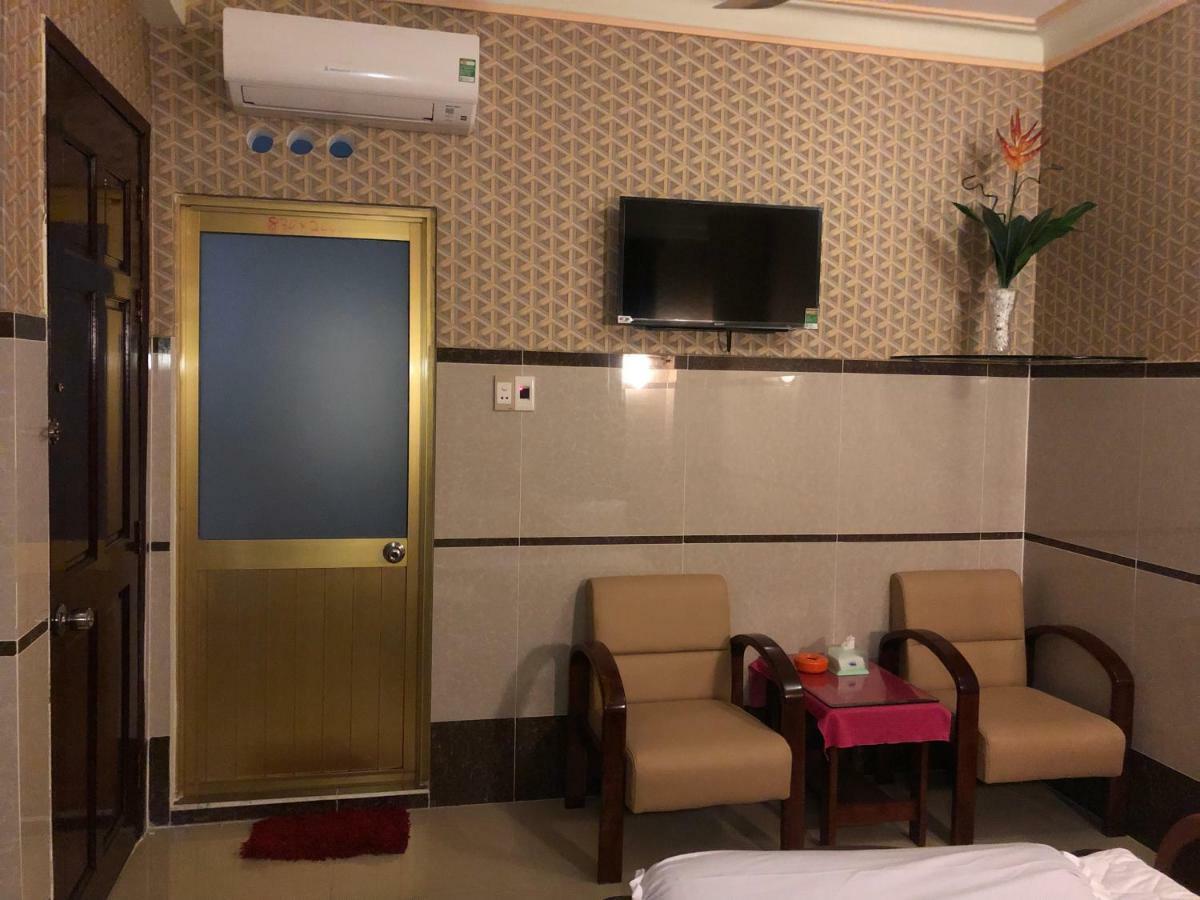 Hoàng Quân Hotel Thành Pho Ho Chí Minh Esterno foto