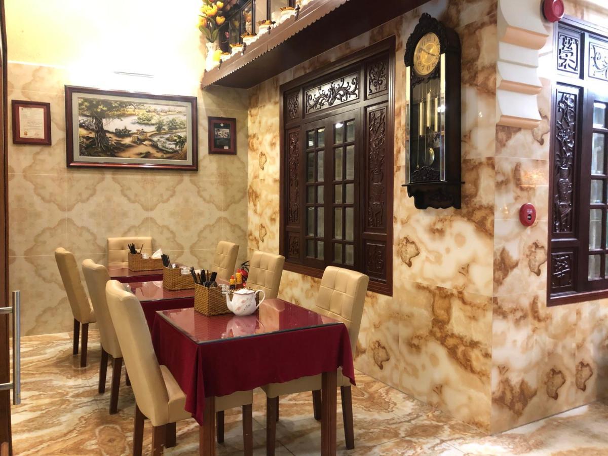 Hoàng Quân Hotel Thành Pho Ho Chí Minh Esterno foto