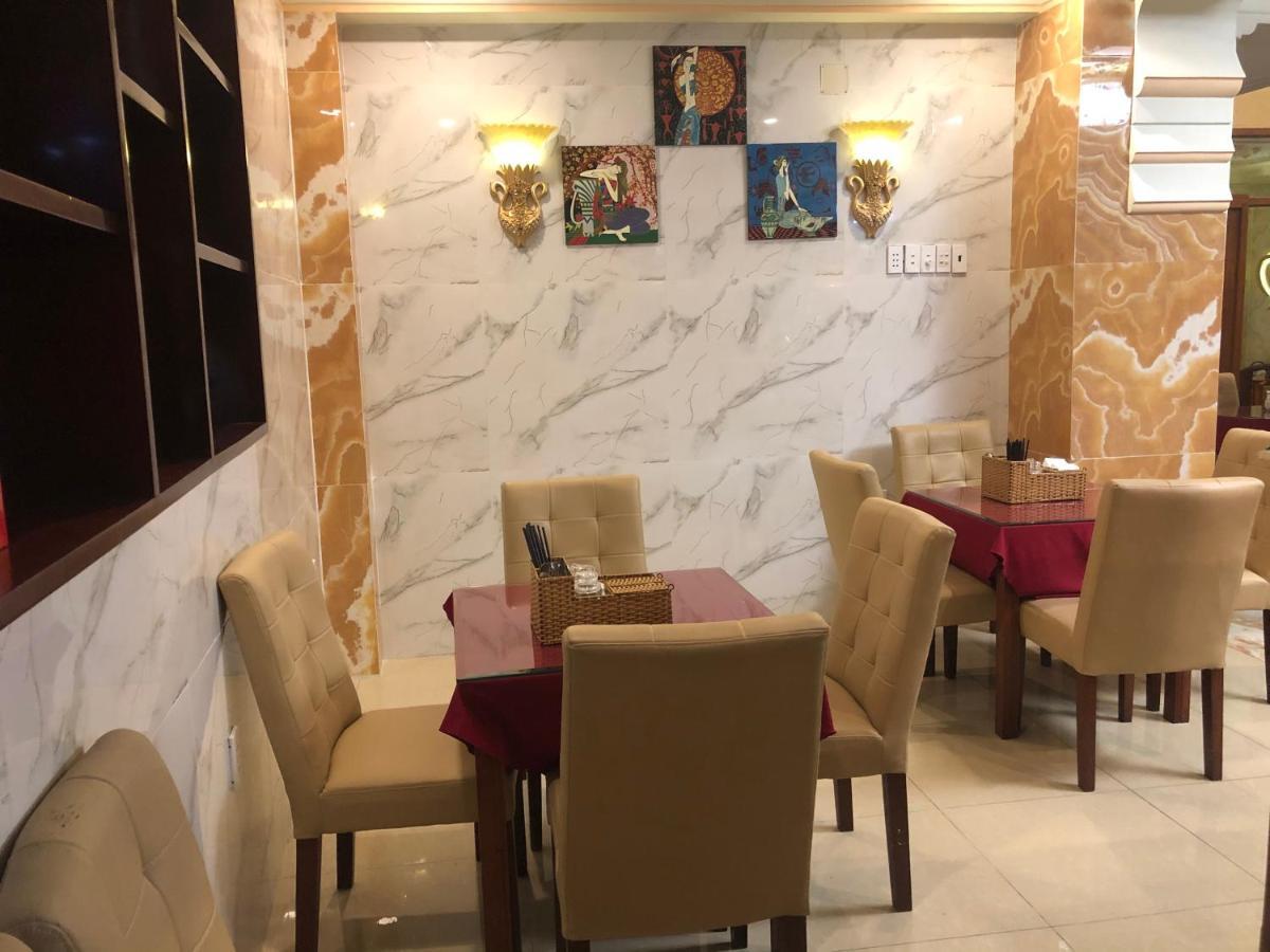 Hoàng Quân Hotel Thành Pho Ho Chí Minh Esterno foto